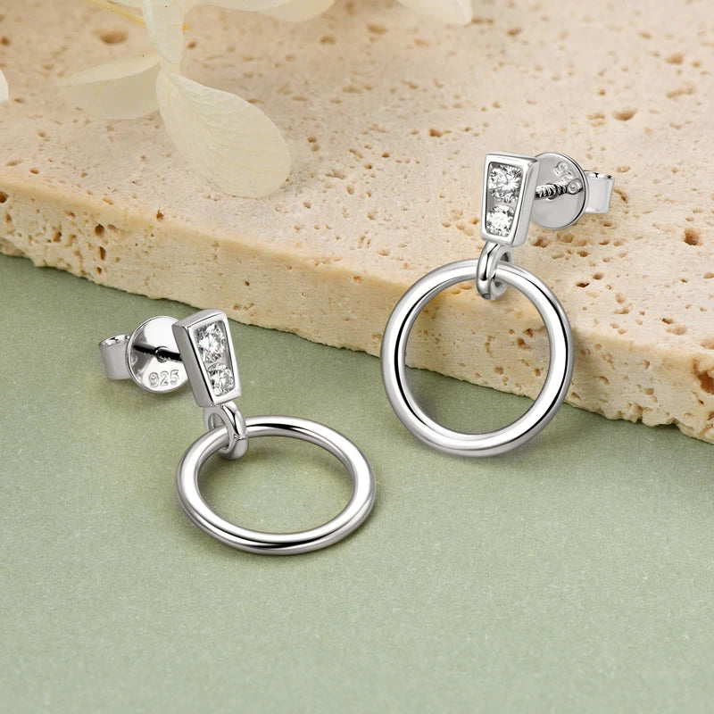 OLA  Moissanite Earring